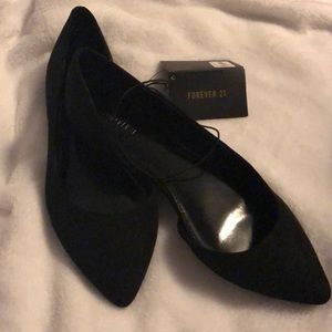 Forever 21 Pointy Black Flats
